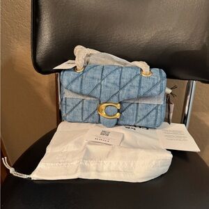 Coach tabby 20 purse new